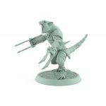 leaping rat rogue lunging with twin plague claws fantasy skaven miniature plague of rouswarm