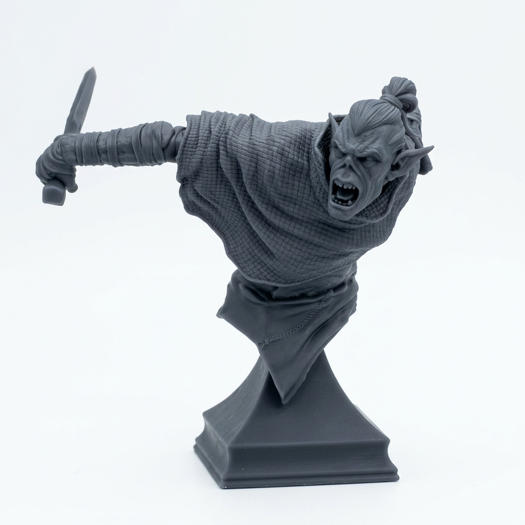 Gyth Adept 3 Bust - Astral Voyage - Mammoth Factory - Gray Resin 3D Printed Miniature