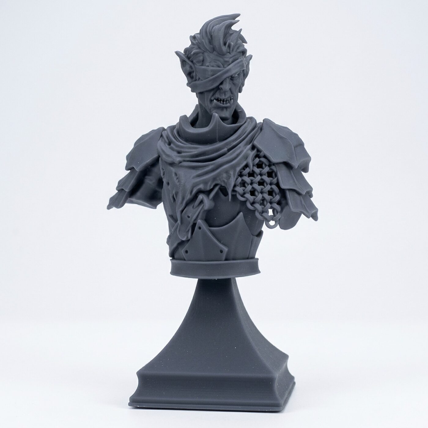 Bust Orc Wretch - Gray Resin 3D Printed Miniature
