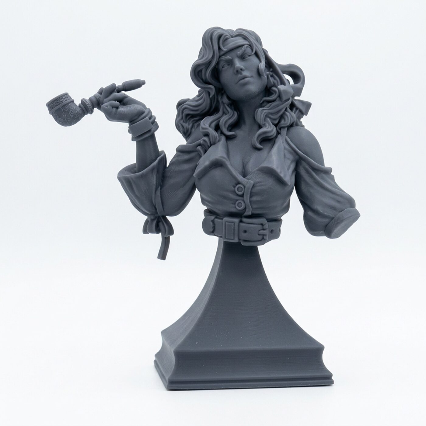 Saliyah Rogue Virtuoso - Gray Resin 3D Printed Miniature