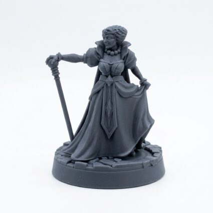 Grand Baroness Bathor Regalwalking